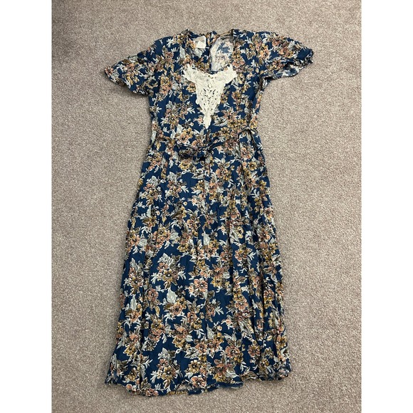 Bentley Dresses & Skirts - VTG Bentley Floral Midi Dress Womens 14 Blue Excellent Crochet Lace Bib Boho